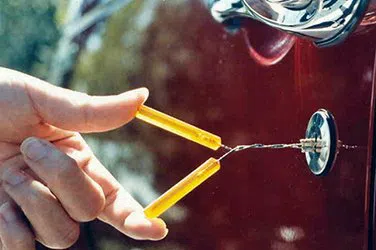 Community Locksmith Store Houston, TX 713-357-0749 - broken-key-extraction