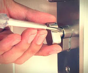 Community Locksmith Store Houston, TX 713-357-0749 - lock-locksmiths