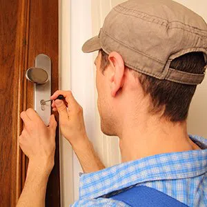 Community Locksmith Store Houston, TX 713-357-0749 - lock-opening